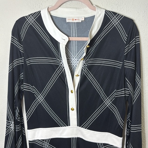 Tory Burch Anja Geometric Black White Midi Dress size M Partial Gold Buttons - Picture 8 of 16